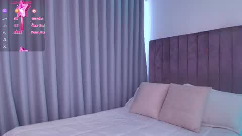 XIMENA LOPEZ online show from June 30, 6:28 pm