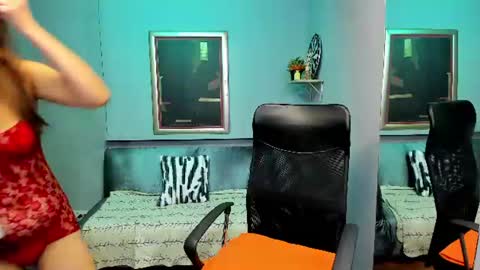 Ximena online show from July 28, 11:17 am