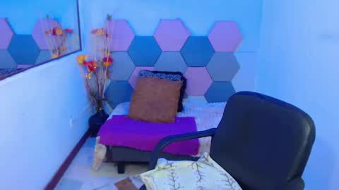 Ximena online show from April 24, 12:40 pm