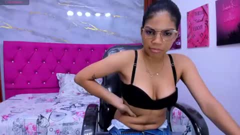 Ximena Ruiz  online show from June 17, 12:32 pm