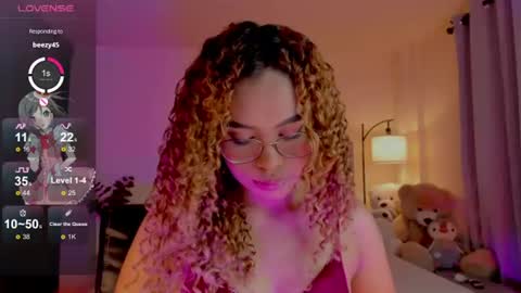 camila online show from July 1, 9:45 pm