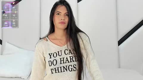 ximenacosta online show from January 11, 6:58 pm