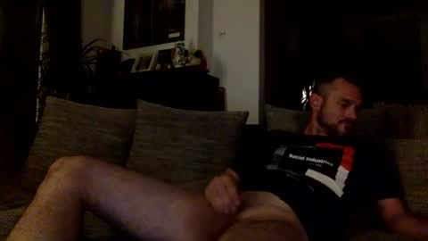 xlaus online show from August 6, 12:08 am