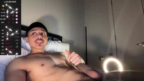 xmomentumx online show from December 17, 4:30 am