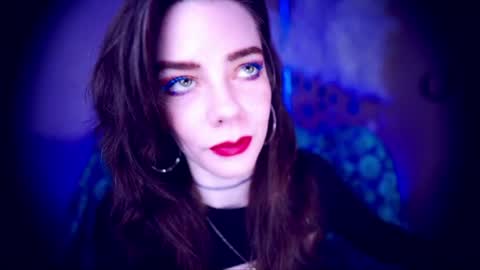 Bella Bondai online show from July 24, 4:42 am