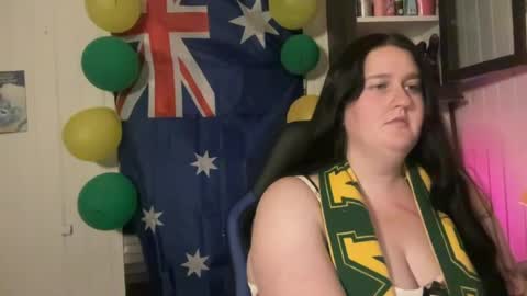 xopeachybaby online show from July 7, 7:23 am