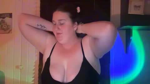 xopeachybaby online show from April 29, 11:26 am