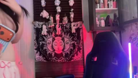 xopeachybaby online show from July 23, 1:58 am