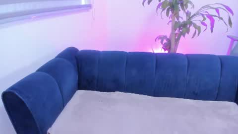 xoxo_angel online show from July 8, 8:12 pm