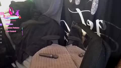 Chloe online show from September 19, 12:48 am