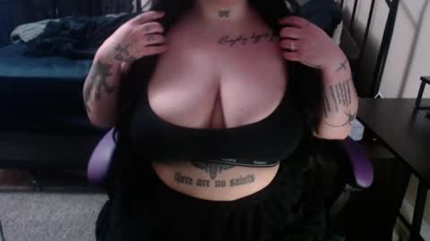 Snapshot of xrileyschembri chatting on February 19, 2:12 am xorileyschembri online show from February 19, 2:12 am