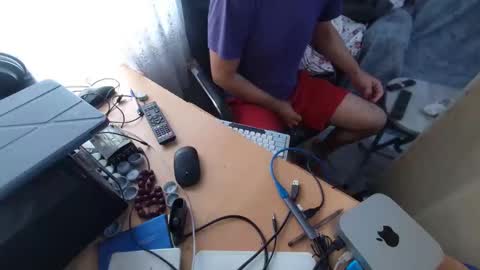 xrokettt online show from September 17, 1:47 pm