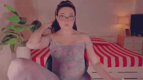 Michelle online show from February 26, 11:00 am