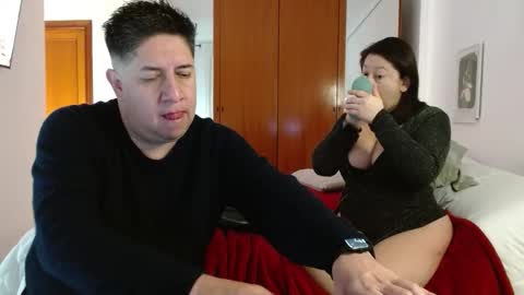 thiagoeva online show from February 26, 9:01 am