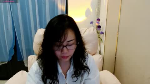 LiLiLi online show from April 29, 12:32 pm