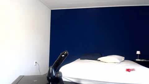 max online show from February 16, 11:27 am