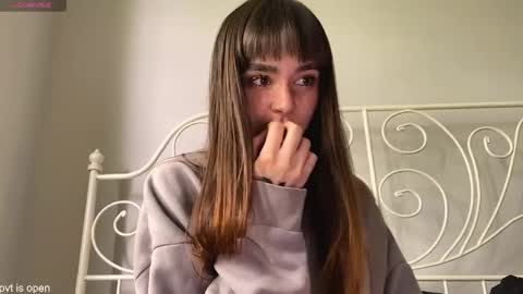 Lily online show from May 22, 12:12 pm