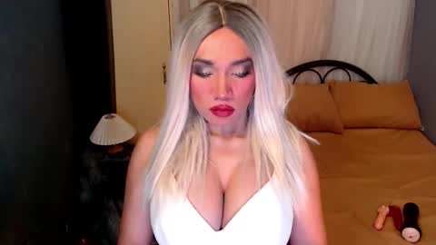 cinddy online show from September 18, 10:19 am