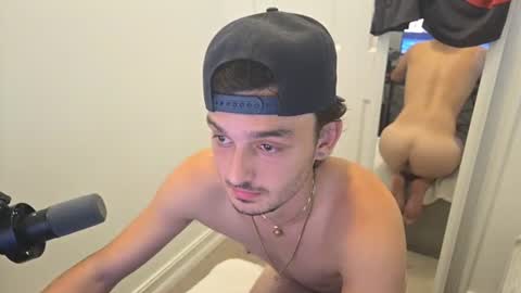 XxDreamBoyxX online show from June 27, 3:07 pm
