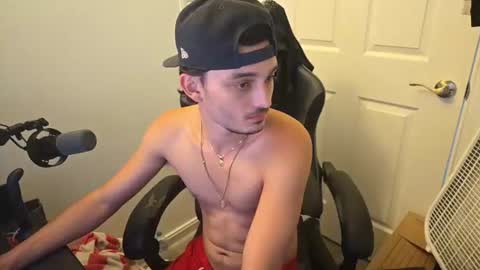 XxDreamBoyxX online show from June 28, 8:27 pm