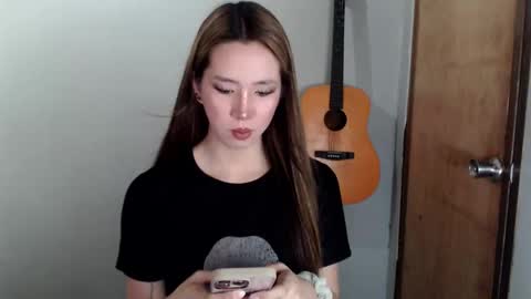 Dyanna Zulla online show from December 13, 2:27 pm