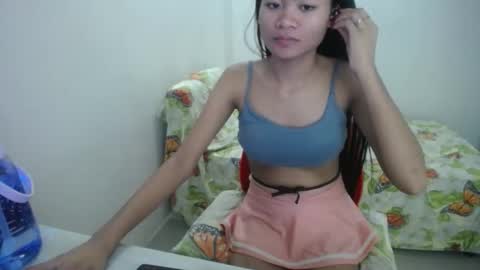 Aya online show from November 11, 3:14 pm