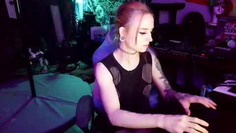 Lilith online show from July 11, 3:22 am