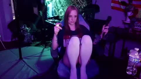 Lilith online show from June 11, 2:53 am