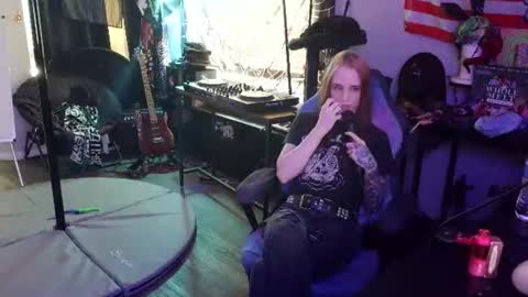 Lilith online show from June 18, 9:53 pm