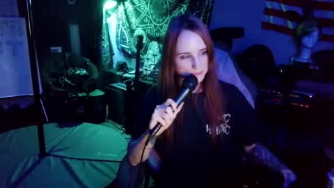 Lilith online show from April 27, 3:15 am