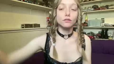 Snapshot of xxloveanastasia chatting on October 14, 4:54 pm LoveAnastasia online show from October 14, 4:54 pm