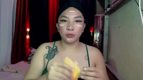 xxsassyfox online show from March 13, 9:23 am