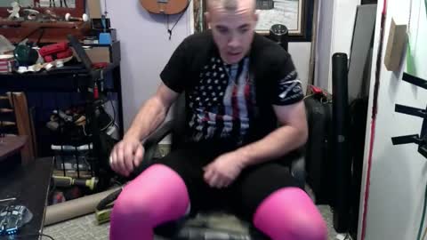 xxScubaStevexx online show from November 9, 11:07 pm