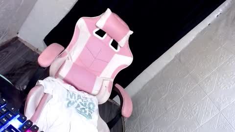 xxsexies_katanaxx online show from February 8, 4:27 am