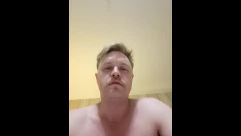 Snapshot of xxsexyblondeboyxx chatting on December 19, 5:29 am xxsexyblondeboyxx online show from December 19, 5:29 am
