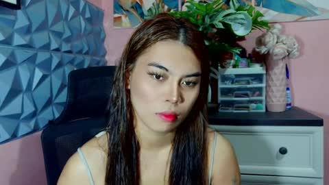 xxstunningmichxx online show from June 21, 4:08 am