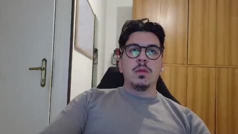 xxunmentionablexx online show from April 15, 6:44 pm