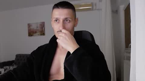 Snapshot of xxx_alejandro chatting on October 25, 3:34 pm xxx_alejandro online show from October 25, 3:34 pm