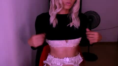 Chiara online show from May 2, 4:18 am