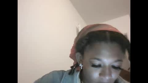 Danielle online show from April 29, 5:18 pm