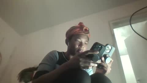 Danielle online show from May 1, 9:31 pm