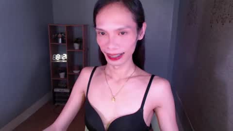 Your Princess Yums online show from February 25, 11:04 pm