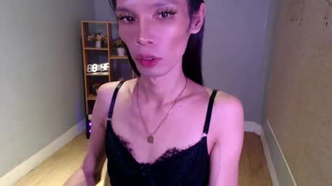 Your Princess Yums online show from March 6, 9:20 pm