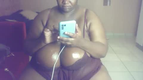 xxxgiantboobs online show from January 11, 1:06 am