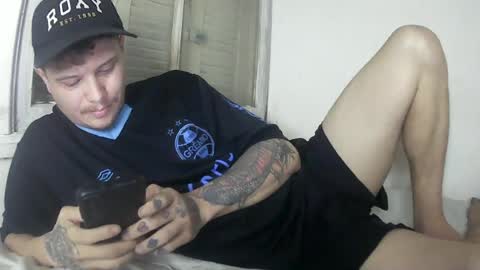 xxxlipe22 online show from June 19, 12:05 am