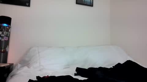 Lola online show from August 8, 5:06 am