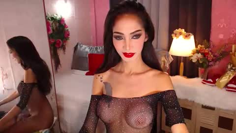 xxxqueenoftransxxx online show from February 15, 8:57 am