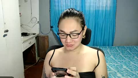 Melissa online show from June 28, 2:40 am