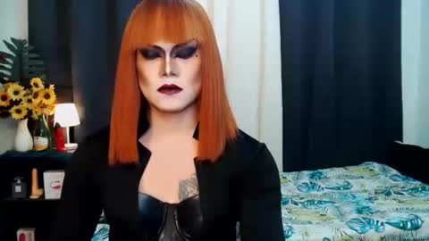 Snapshot of xyournightmarequeenx chatting on September 17, 2:09 pm QueenMarina online show from September 17, 2:09 pm