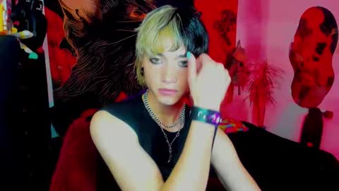 xzerox_ online show from December 5, 9:01 pm